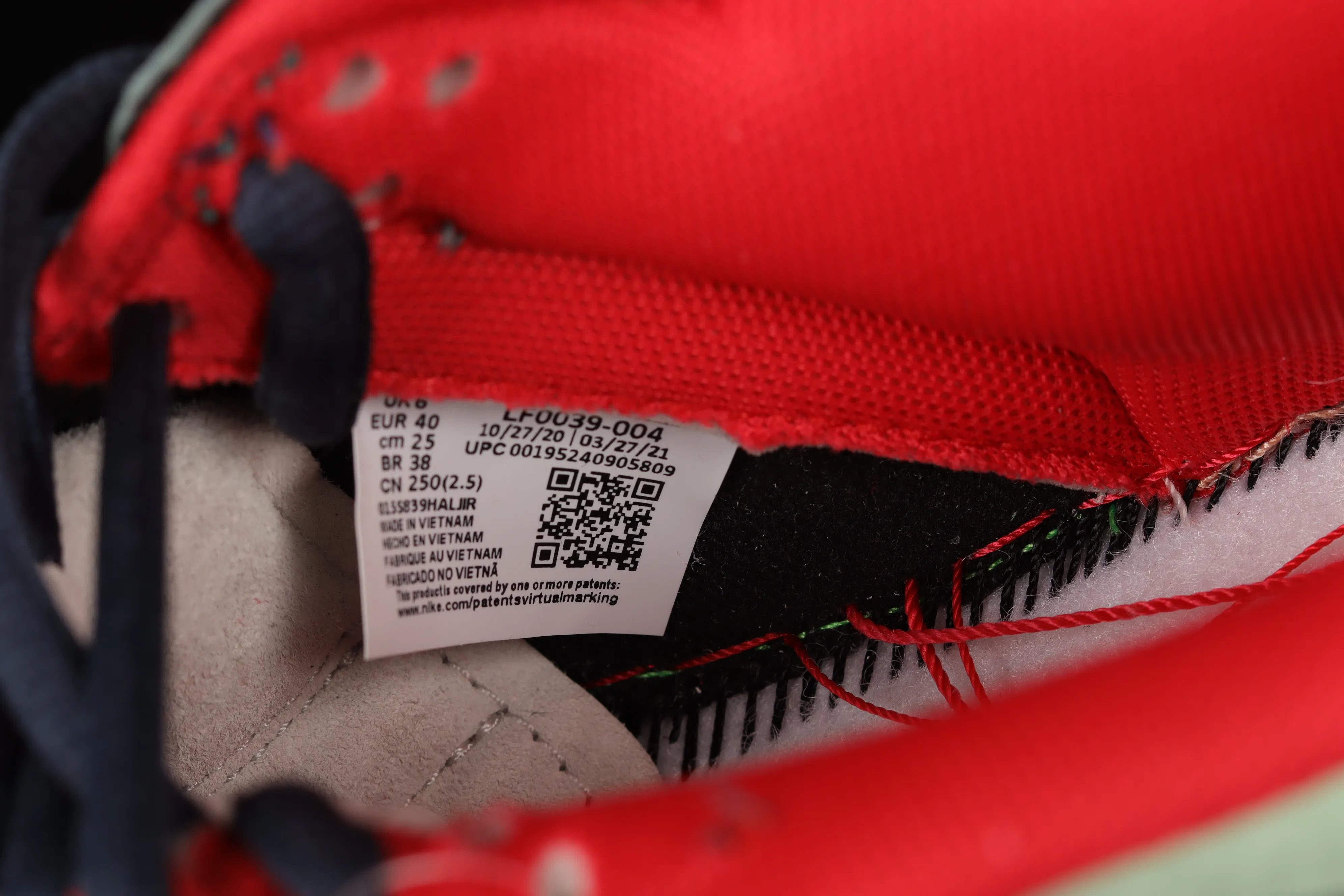 All Categories Nk SB Dunk Series Nk SB Dunk Low Low-top sneakers F version Otomo Katsuhiro x Nk SB Dunk Low "Steamboy OST" Otomo Katsuhiro co-branded SB low-top sports and leisure sneakers LF0039-004